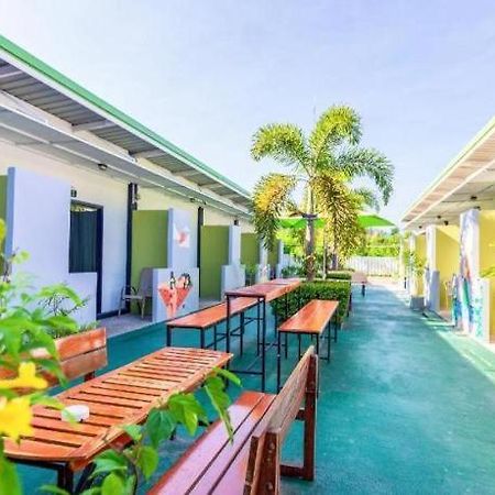 Oyo 450 Rawai Studios Resort Εξωτερικό φωτογραφία