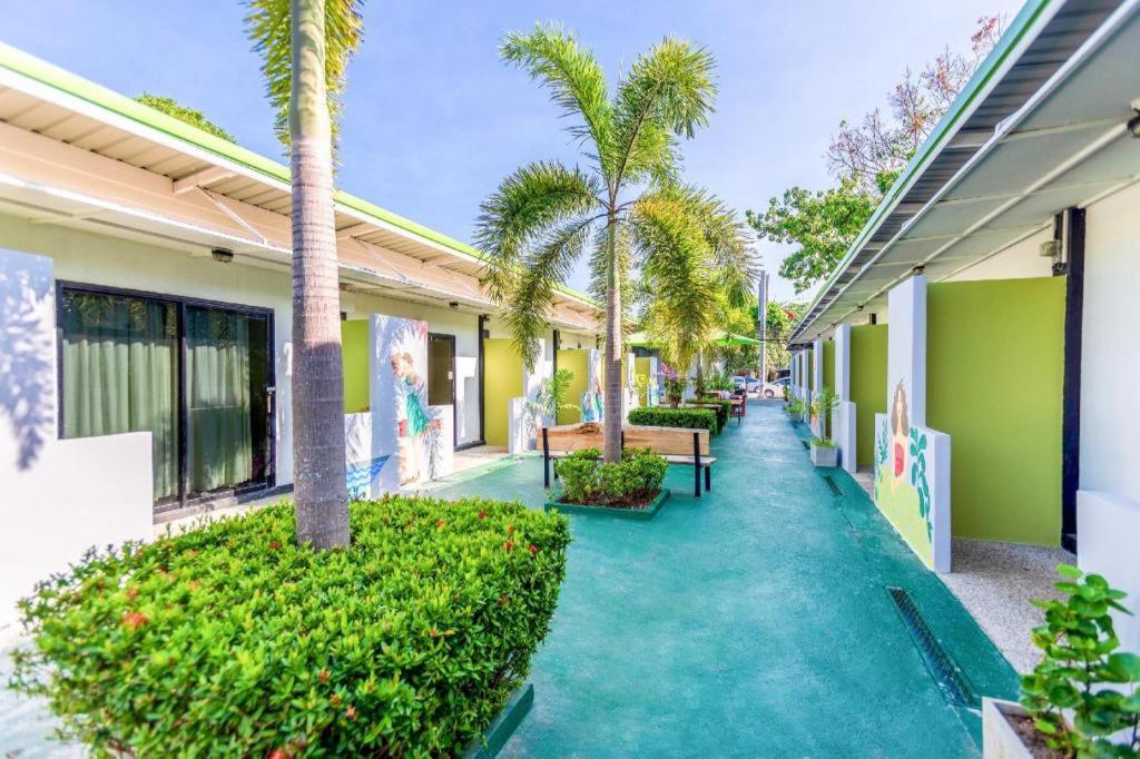 Oyo 450 Rawai Studios Resort Εξωτερικό φωτογραφία