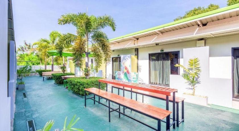 Oyo 450 Rawai Studios Resort Εξωτερικό φωτογραφία