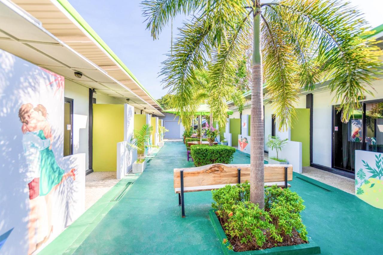 Oyo 450 Rawai Studios Resort Εξωτερικό φωτογραφία